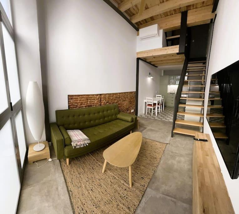 Appartamento Stylish And Modern Loft In Madrid Centre Esterno foto