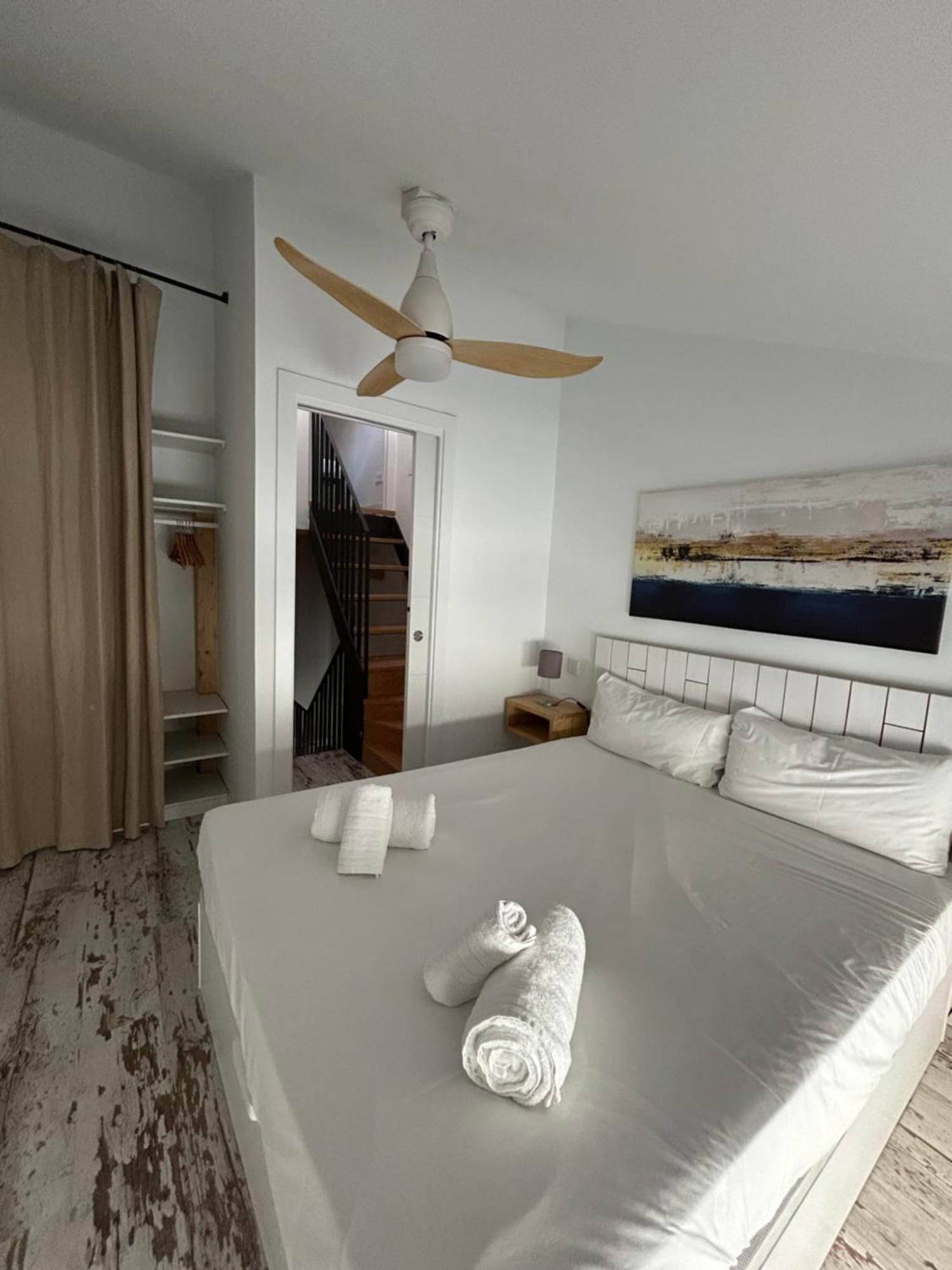 Appartamento Stylish And Modern Loft In Madrid Centre Esterno foto