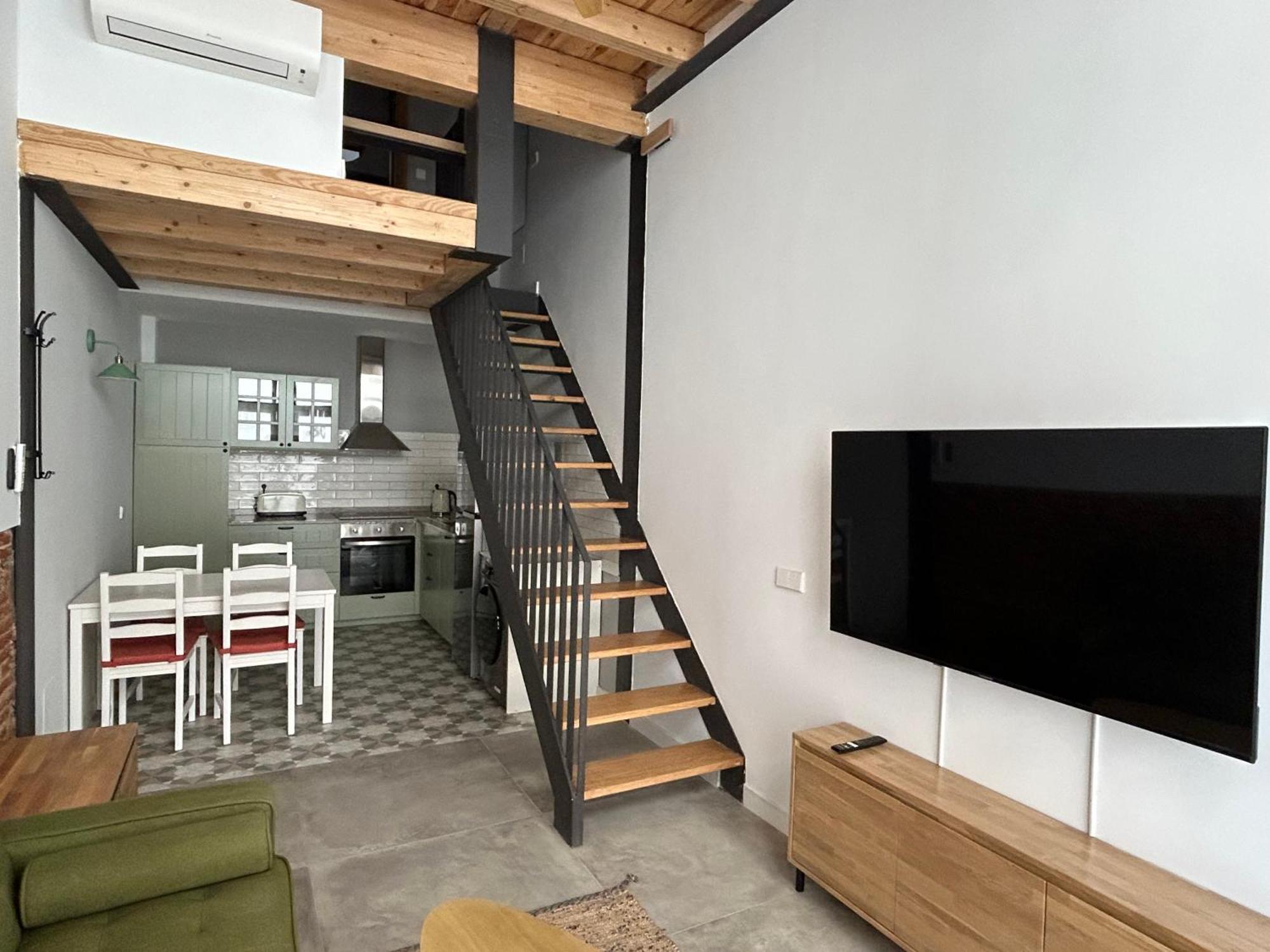 Appartamento Stylish And Modern Loft In Madrid Centre Esterno foto